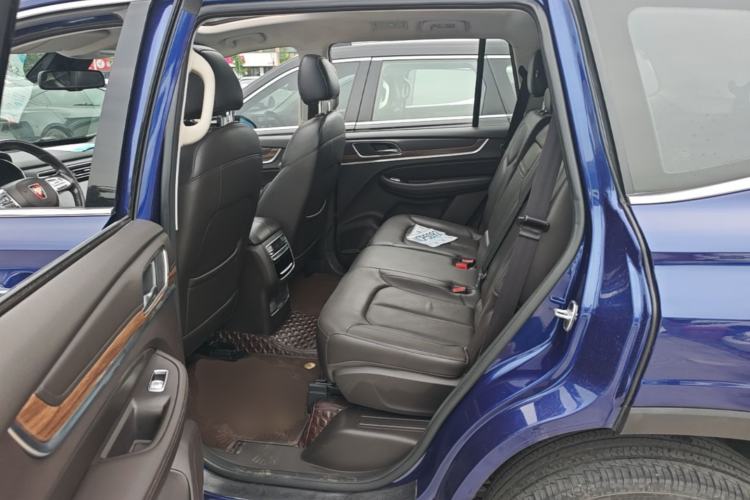 Used Roewe RX8 2018 30T Smart Connectivity Two-Wheel Drive Supreme Edition Left Rear Seat