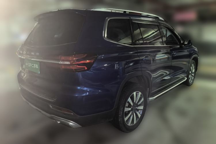 Used Roewe RX8 2018 30T Smart Connectivity Two-Wheel Drive Supreme Edition Rear Right 45 Deg