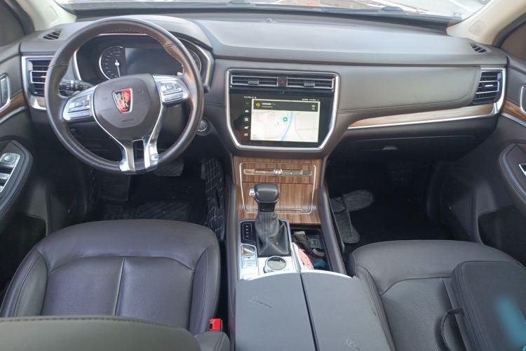 Used Roewe RX8 2018 30T Smart Connectivity Four-Wheel Drive Flagship Edition Center Console