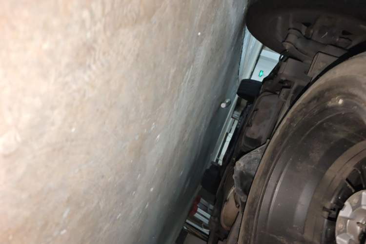 Used Roewe RX8 2018 30T Smart Connectivity Two-Wheel Drive Flagship Edition Chassis Front