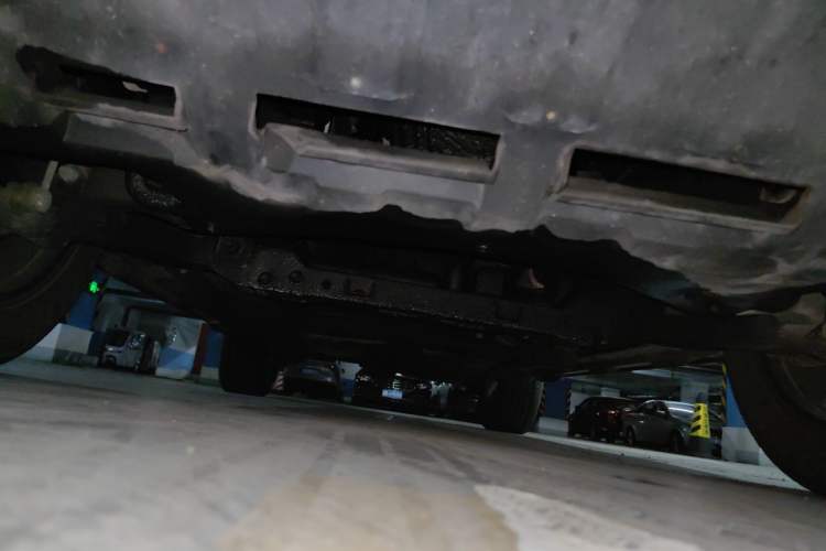 Used Roewe RX8 2018 30T Two-Wheel Drive Flagship Edition Chassis Front