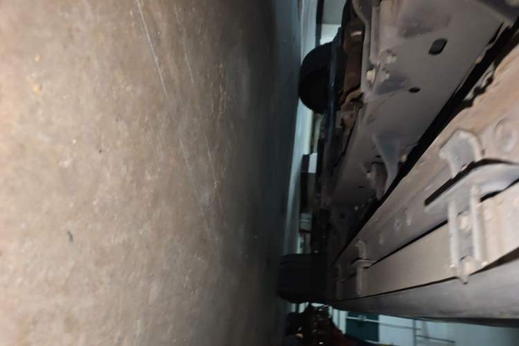 Used Roewe RX8 2018 30T Smart Connectivity Two-Wheel Drive Flagship Edition Chassis Front Left