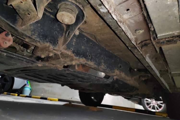 Used Roewe RX8 2018 30T Smart Connectivity All-Wheel Drive Supreme Edition Chassis Front Left