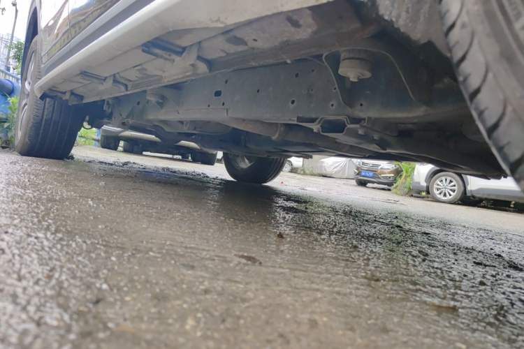 Used Roewe RX8 2018 30T Smart Connectivity Two-Wheel Drive Flagship Edition Chassis Front Right