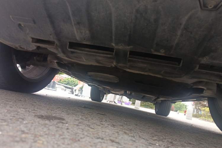 Used Roewe RX8 2018 30T Smart Connectivity All-Wheel Drive Supreme Edition Chassis Front