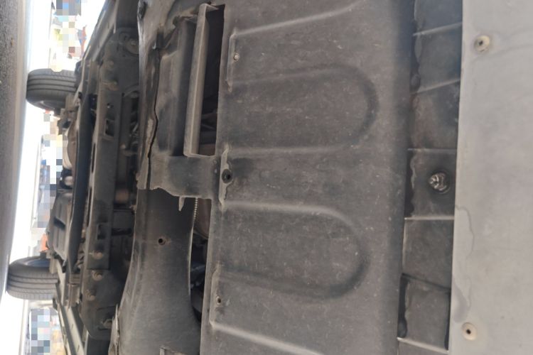 Used Roewe RX8 2018 30T Smart Connectivity Two-Wheel Drive Flagship Edition Chassis Front
