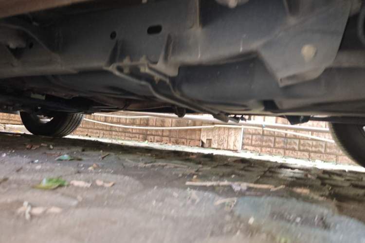 Used Roewe RX8 2018 30T Smart Connectivity Two-Wheel Drive Flagship Edition Chassis Rear Left