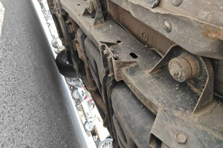 Used Roewe RX8 2018 30T Smart Connectivity Two-Wheel Drive Supreme Edition Chassis Rear Left