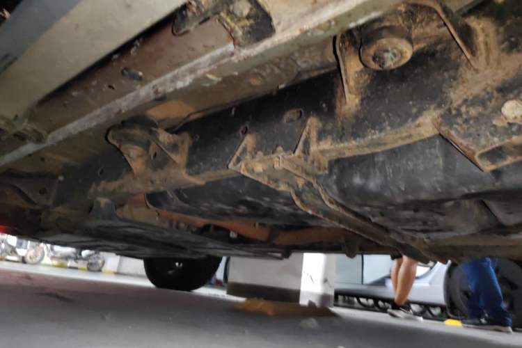 Used Roewe RX8 2018 30T Smart Connectivity All-Wheel Drive Supreme Edition Chassis Rear Left