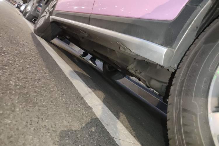 Used Roewe RX8 2018 30T Smart Connectivity Two-Wheel Drive Flagship Edition Chassis Rear Left