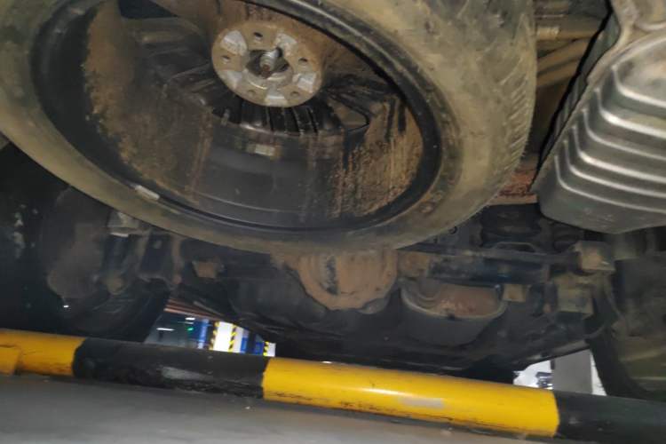 Used Roewe RX8 2018 30T Smart Connectivity All-Wheel Drive Supreme Edition Chassis Rear