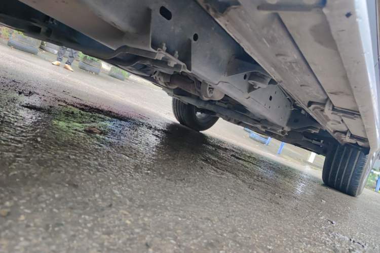 Used Roewe RX8 2018 30T Smart Connectivity Two-Wheel Drive Flagship Edition Chassis Rear Right