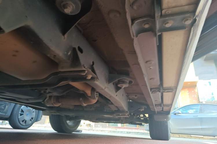 Used Roewe RX8 2018 30T Smart Connectivity Two-Wheel Drive Supreme Edition Chassis Rear Right