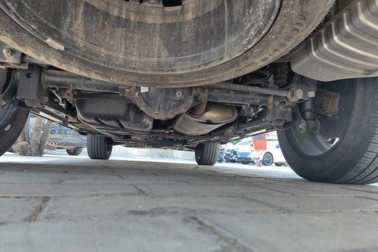 Used Roewe RX8 2018 30T Smart Connectivity All-Wheel Drive Supreme Edition Chassis Rear