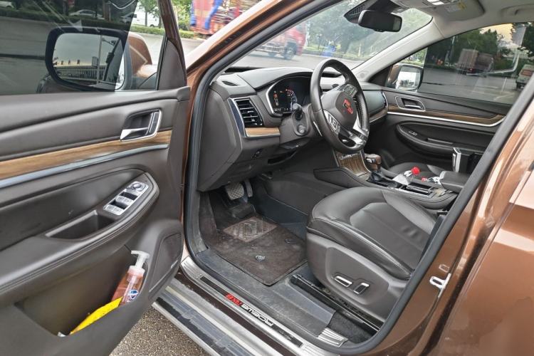 Used Roewe RX8 2018 30T Smart Connectivity Two-Wheel Drive Supreme Edition Driver Seat