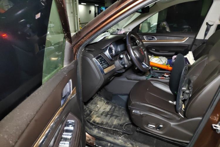 Used Roewe RX8 2018 30T Smart Connectivity All-Wheel Drive Supreme Edition Driver Seat