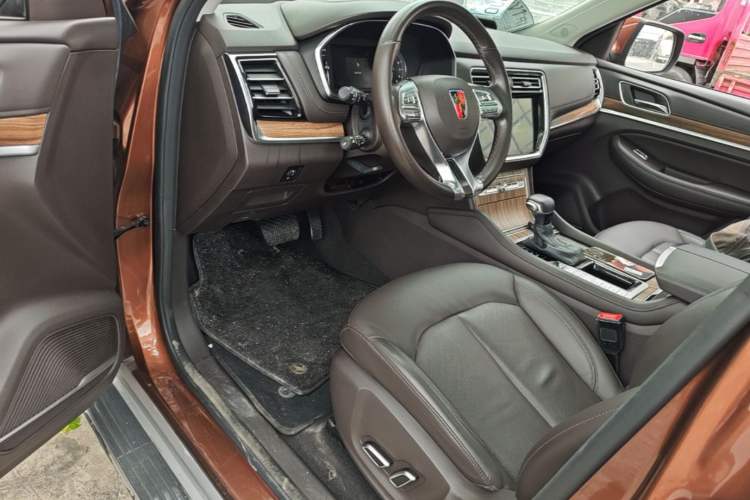 Used Roewe RX8 2018 30T Smart Connectivity Two-Wheel Drive Supreme Edition Driver Seat
