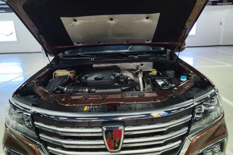 Used Roewe RX8 2018 30T Smart Connectivity Two-Wheel Drive Supreme Edition Engine Bay
