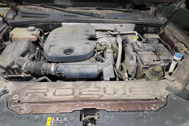 Used Roewe RX8 2018 30T Smart Connectivity All-Wheel Drive Supreme Edition Engine Bay