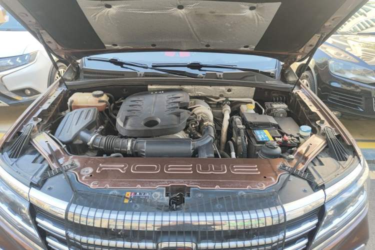 Used Roewe RX8 2018 30T Smart Connectivity Four-Wheel Drive Flagship Edition Engine Bay
