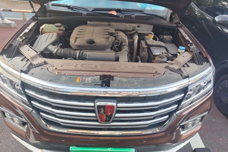 Used Roewe RX8 2018 30T Smart Connectivity Two-Wheel Drive Supreme Edition Engine Bay