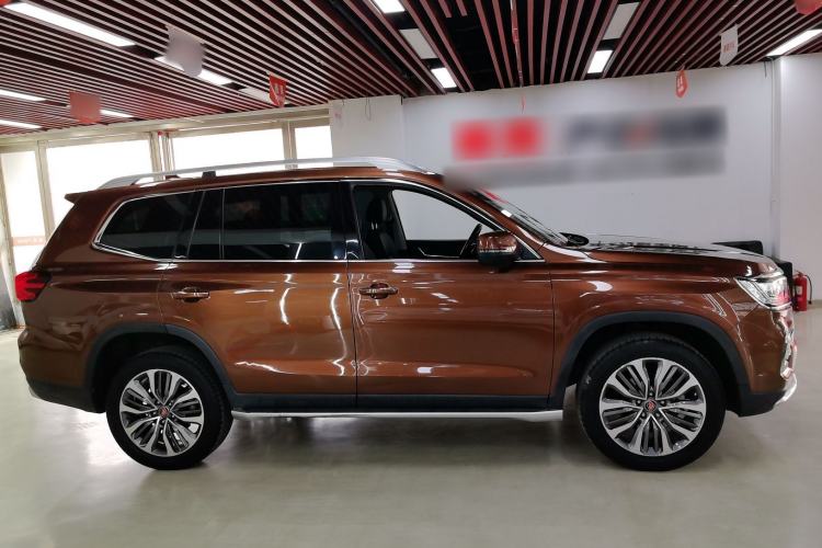 Used Roewe RX8 2018 30T Smart Connectivity All-Wheel Drive Supreme Edition Exterior 3