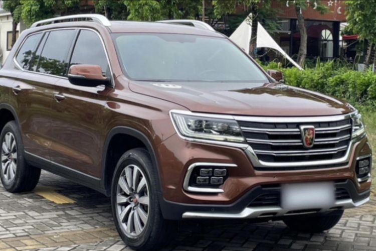 Used Roewe RX8 2018 30T Two-Wheel Drive Flagship Edition Exterior 4