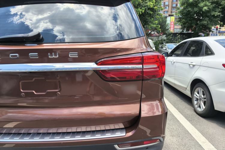 Used Roewe RX8 2018 30T Smart Connectivity Two-Wheel Drive Flagship Edition Exterior 6
