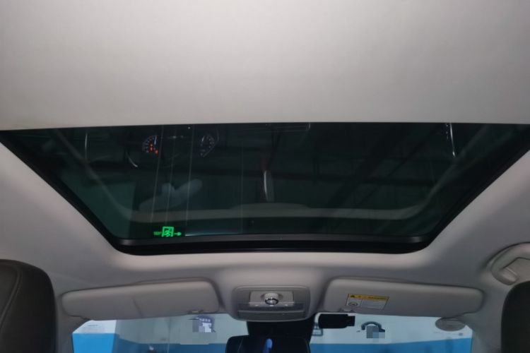 Used Roewe RX8 2018 30T Smart Connectivity Two-Wheel Drive Supreme Edition Headliner