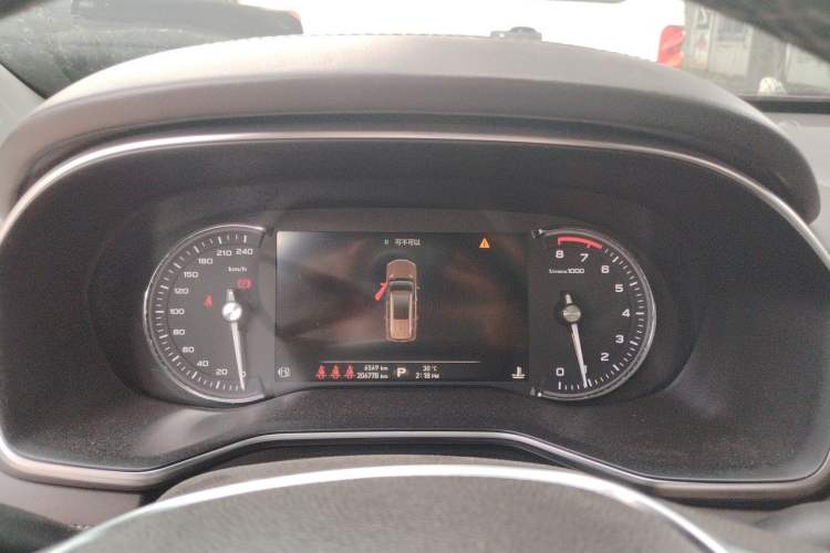 Used Roewe RX8 2018 30T Smart Connectivity Two-Wheel Drive Flagship Edition Instrument Cluster