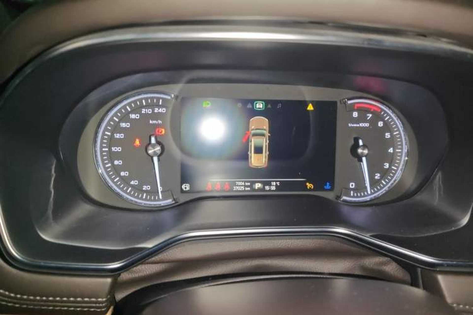 Used Roewe RX8 2018 30T Smart Connectivity Two-Wheel Drive Flagship Edition Instrument Cluster