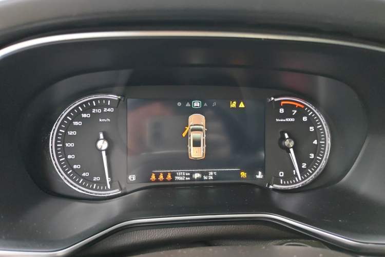 Used Roewe RX8 2018 30T Smart Connectivity Two-Wheel Drive Supreme Edition Instrument Cluster