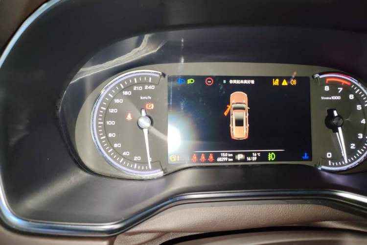 Used Roewe RX8 2018 30T Smart Connectivity Two-Wheel Drive Supreme Edition Instrument Cluster