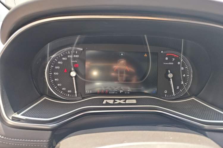 Used Roewe RX8 2018 30T Smart Connectivity Two-Wheel Drive Flagship Edition Instrument Cluster