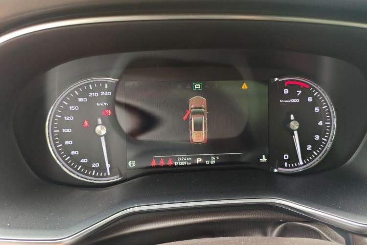 Used Roewe RX8 2018 30T Smart Connectivity Two-Wheel Drive Flagship Edition Instrument Cluster