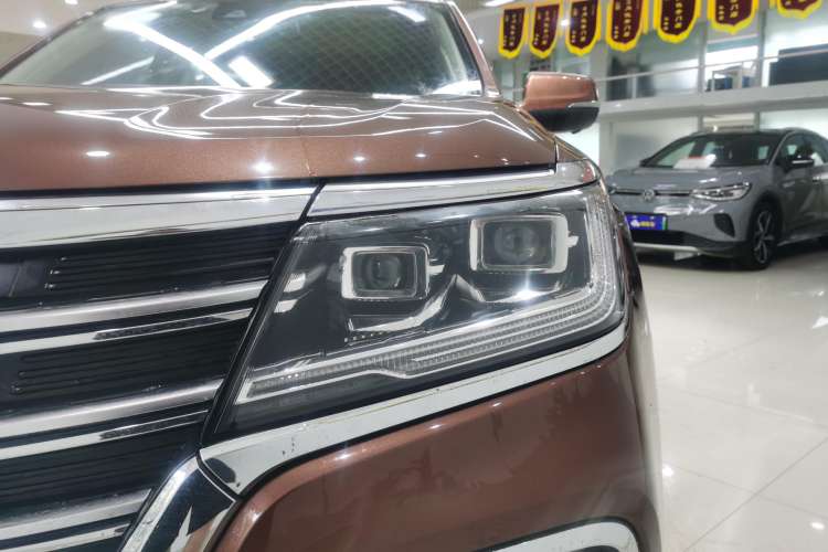 Used Roewe RX8 2018 30T Smart Connectivity All-Wheel Drive Supreme Edition Left Front Headlight