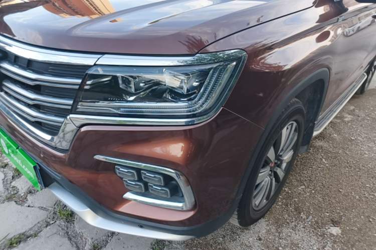 Used Roewe RX8 2018 30T Smart Connectivity Two-Wheel Drive Supreme Edition Left Front Headlight
