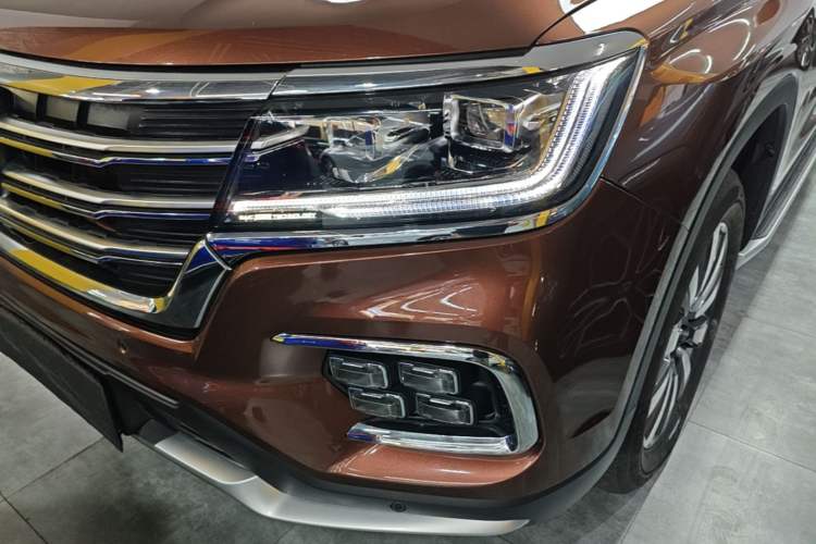 Used Roewe RX8 2018 30T Smart Connectivity Two-Wheel Drive Flagship Edition Left Front Headlight