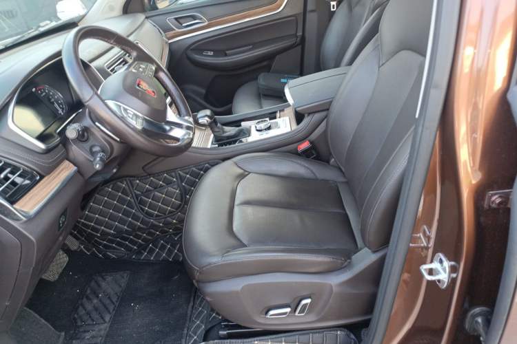 Used Roewe RX8 2018 30T Smart Connectivity Four-Wheel Drive Flagship Edition Left Front Seat