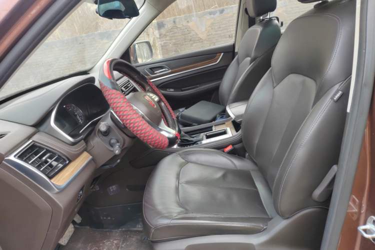 Used Roewe RX8 2018 30T Smart Connectivity Two-Wheel Drive Flagship Edition Left Front Seat