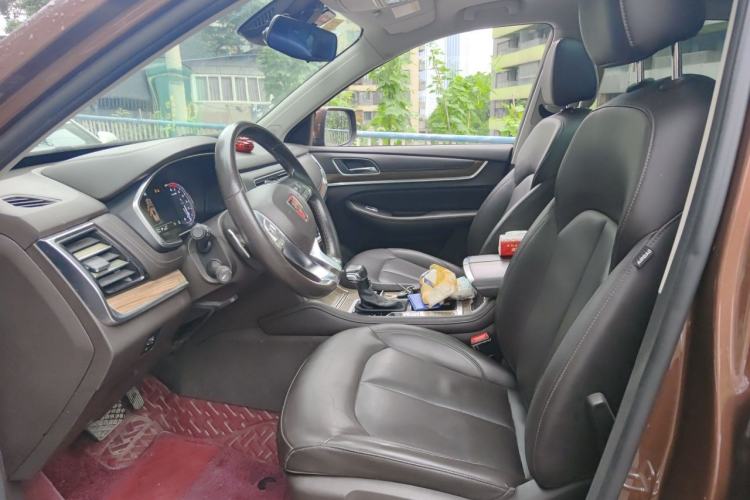 Used Roewe RX8 2018 30T Smart Connectivity Two-Wheel Drive Flagship Edition Left Front Seat