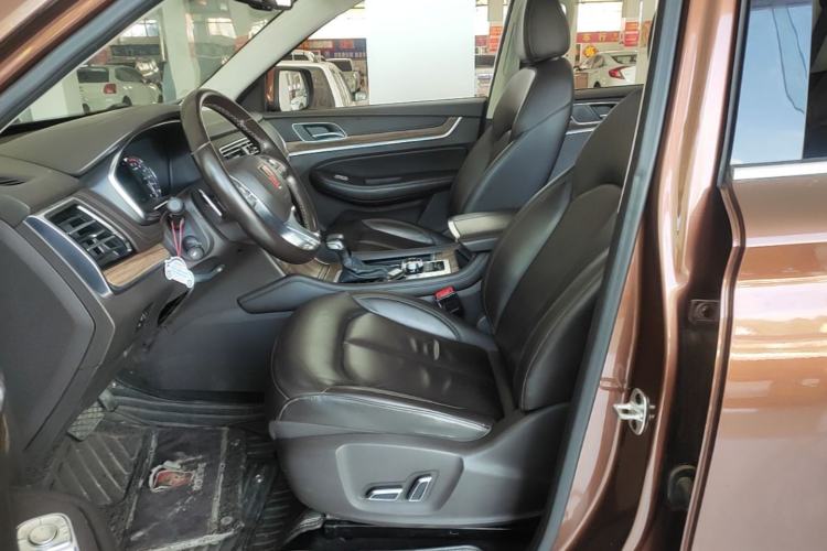 Used Roewe RX8 2018 30T Smart Connectivity Four-Wheel Drive Flagship Edition Left Front Seat