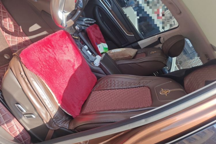 Used Roewe RX8 2018 30T Smart Connectivity Two-Wheel Drive Flagship Edition Left Front Seat