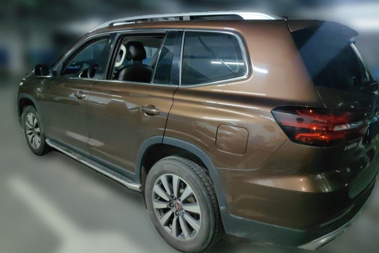 Used Roewe RX8 2018 30T Two-Wheel Drive Flagship Edition Rear Left 45 Deg