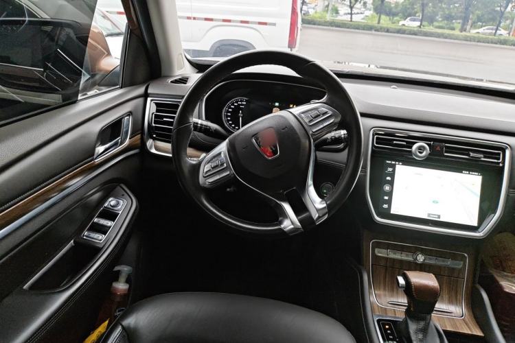 Used Roewe RX8 2018 30T Smart Connectivity Two-Wheel Drive Supreme Edition Steering Wheel