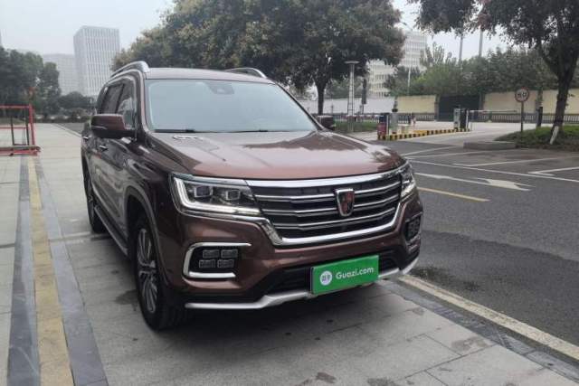 Roewe RX8 2018 30T Smart Connectivity All-Wheel Drive Supreme Edition مستعملة