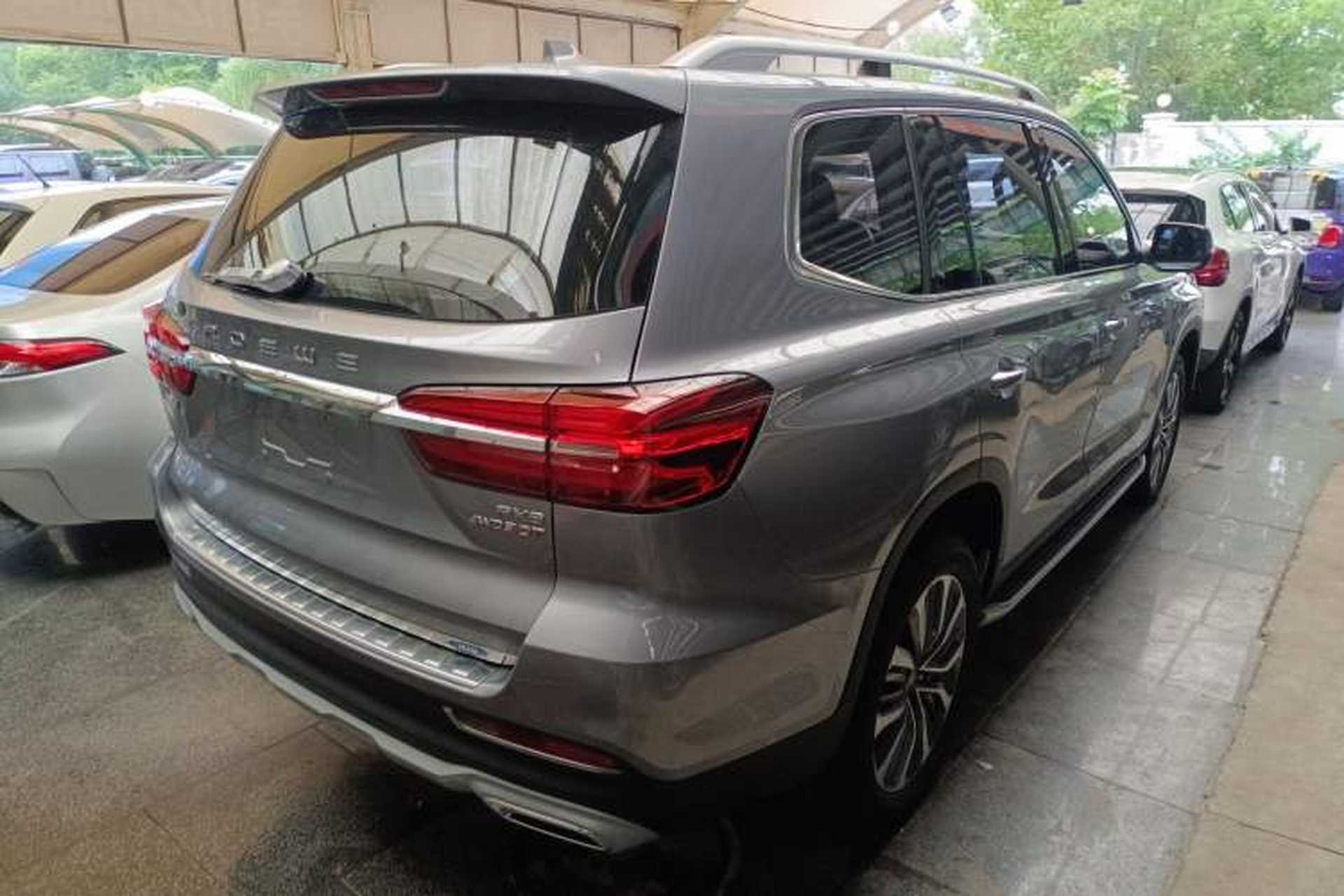 Used Roewe RX8 2018 30T Smart Connectivity All-Wheel Drive Supreme Edition Exterior 3