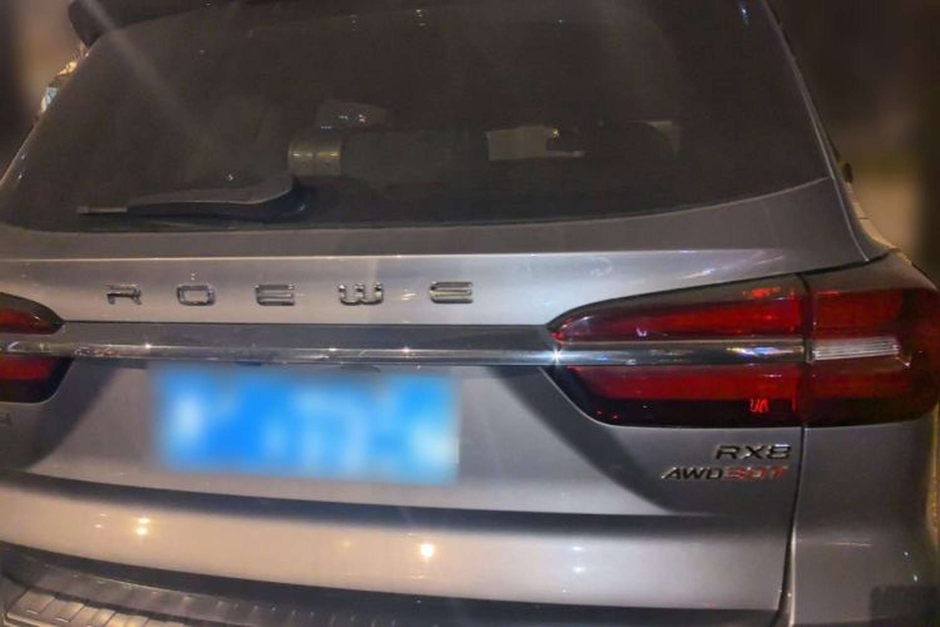 Used Roewe RX8 2018 30T Smart Connectivity All-Wheel Drive Supreme Edition Exterior 4
