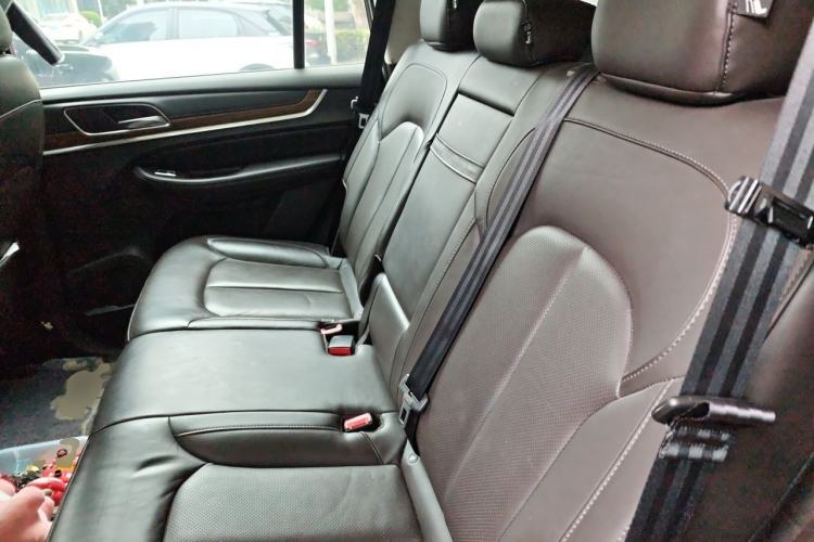 Used Roewe RX8 2018 30T Smart Connectivity All-Wheel Drive Supreme Edition Left Rear Seat