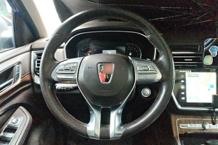 Used Roewe RX8 2018 30T Smart Connectivity All-Wheel Drive Supreme Edition Steering Wheel